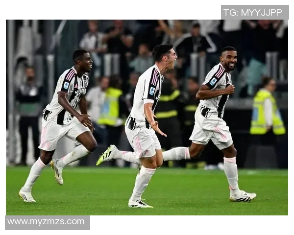 友谊赛精彩对决尤文图斯与国米战成平局战术分析引发全场热烈反响