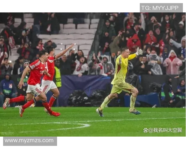 欧冠激战国米与本菲卡战成平局精彩瞬间回顾及十大进球盘点