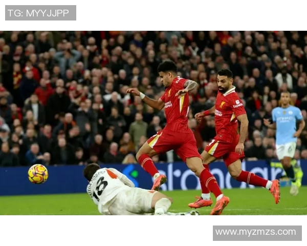 曼城友谊赛小胜那不勒斯神扑引发争议判罚全场沸腾