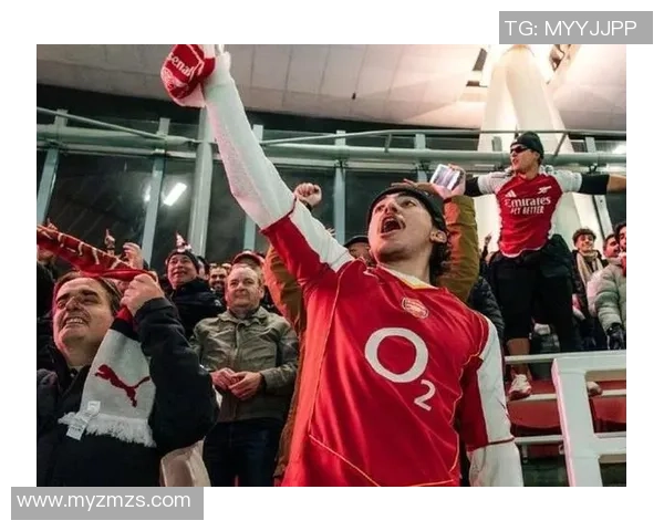 意甲激战阿森纳狂胜莱比锡五球大捷帽子戏法引发争议判罚热议